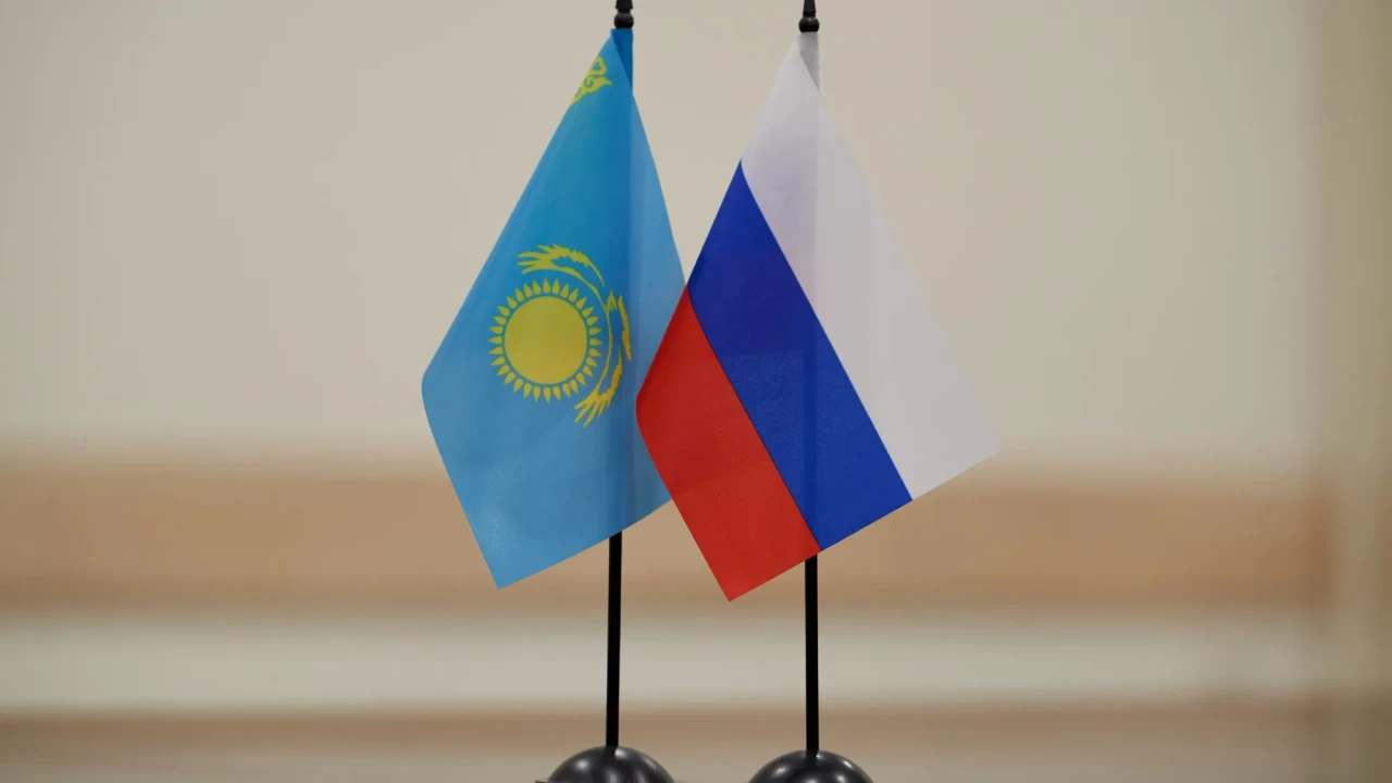 Халық бірлігі күні Ресей мен Қазақстан арасындағы көпір ретінде 