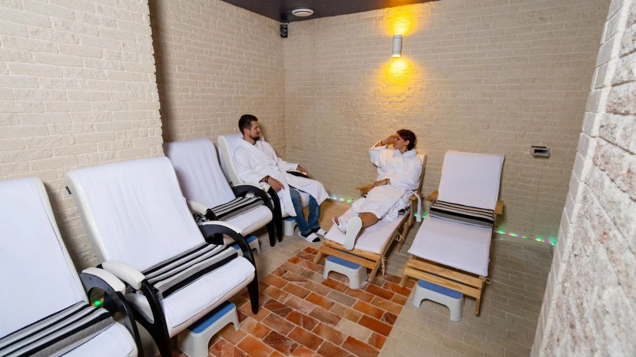 Қонақ үй ме немесе шипажай ма: неліктен сауықтыру демалысын таңдау керек? 